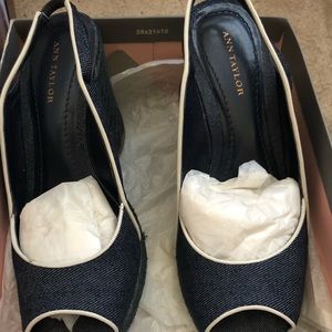 Ann Taylor platform espadrille 7.5 Dark Denim